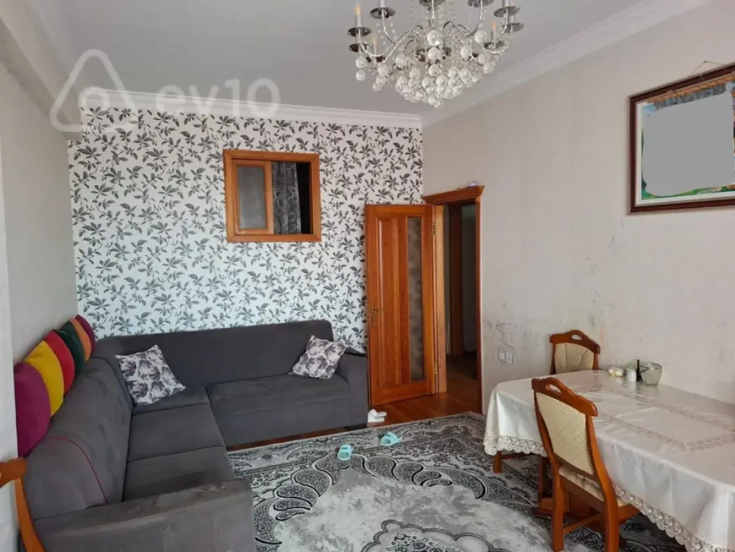 Satılır 3 otaqlı yeni tikili 60 m²