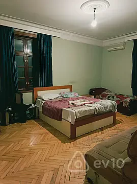 Kirayə verilir 3 otaqlı köhnə tikili 100 m² — Bakı, Nərimanov 3 otaq 100.00 m²