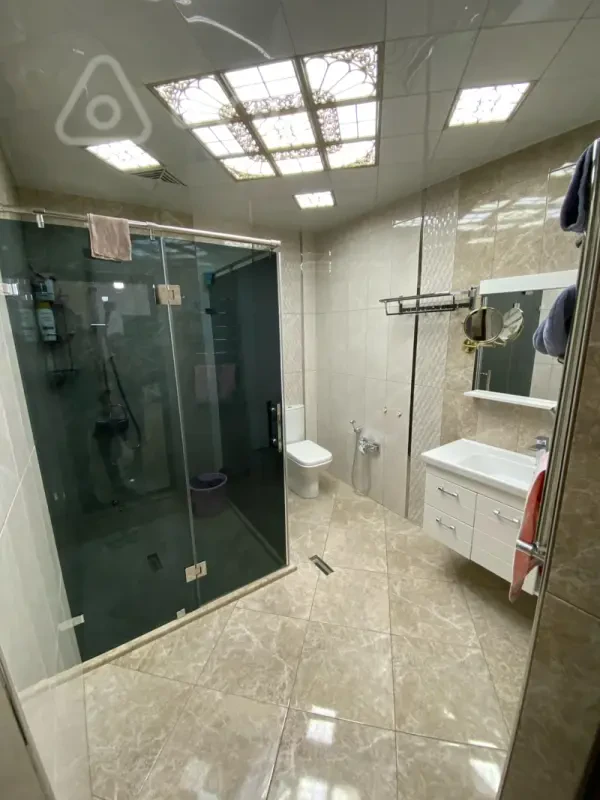 Kirayə verilir 2 otaqlı yeni tikili 80 m²