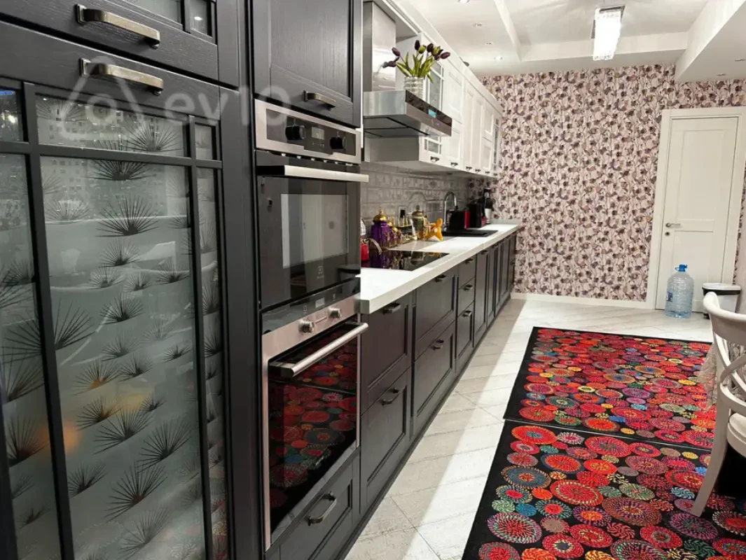 Satılır 4 otaqlı yeni tikili 208 m²