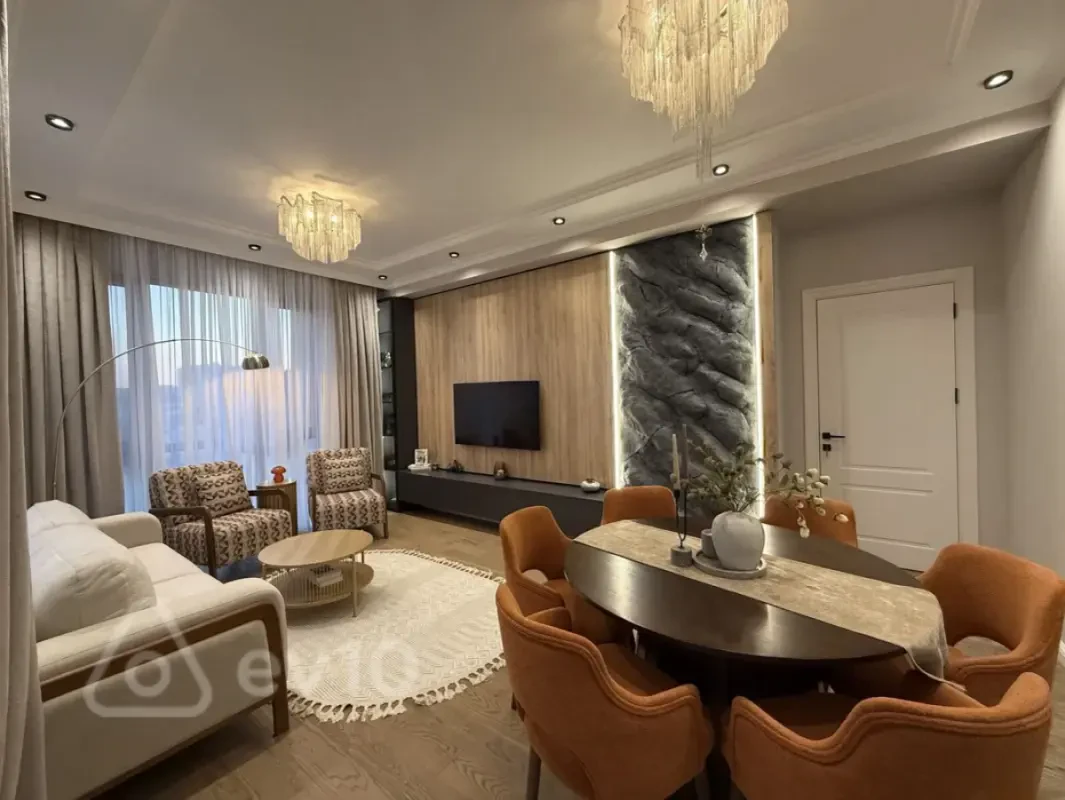Satılır 3 otaqlı yeni tikili 100 m²