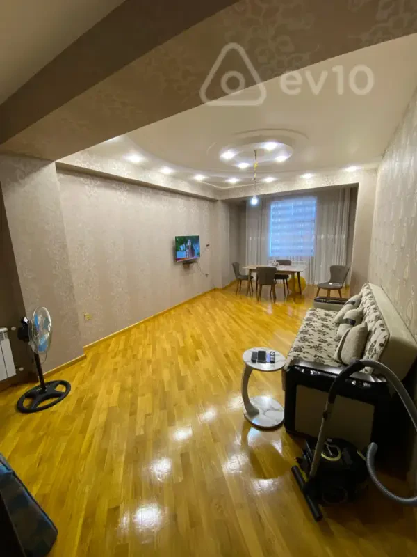 Kirayə verilir 2 otaqlı yeni tikili 80 m²