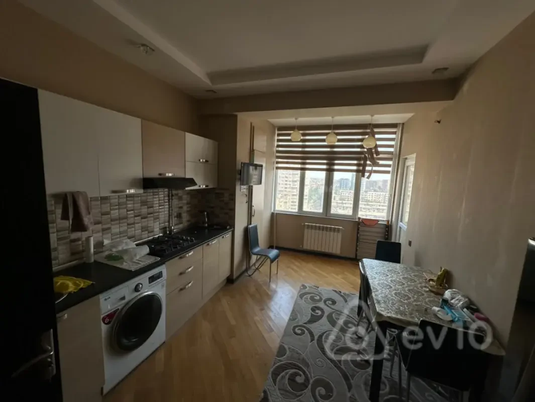 Satılır 2 otaqlı yeni tikili 85 m²