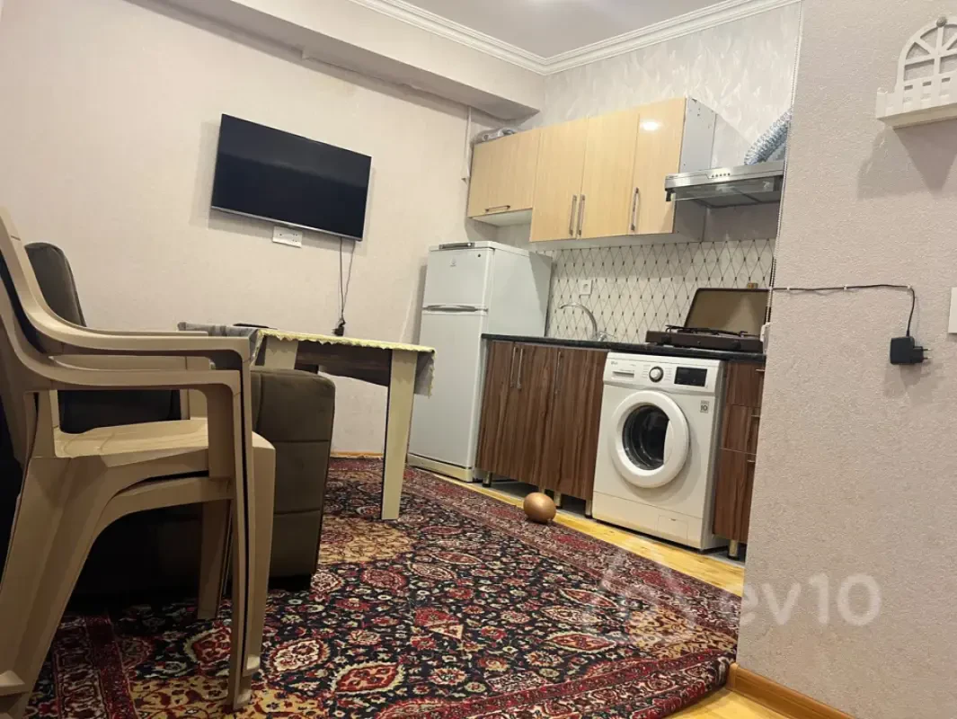 Kirayə verilir 2 otaqlı həyət evi 60 m²