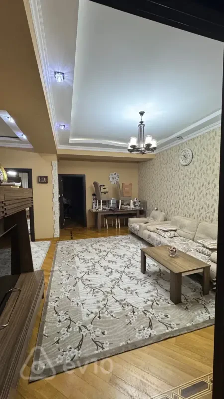 Satılır 3 otaqlı yeni tikili 110 m²