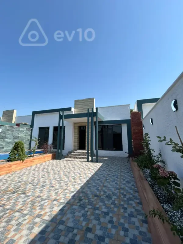 Satılır 4 otaqlı həyət evi 150 m²