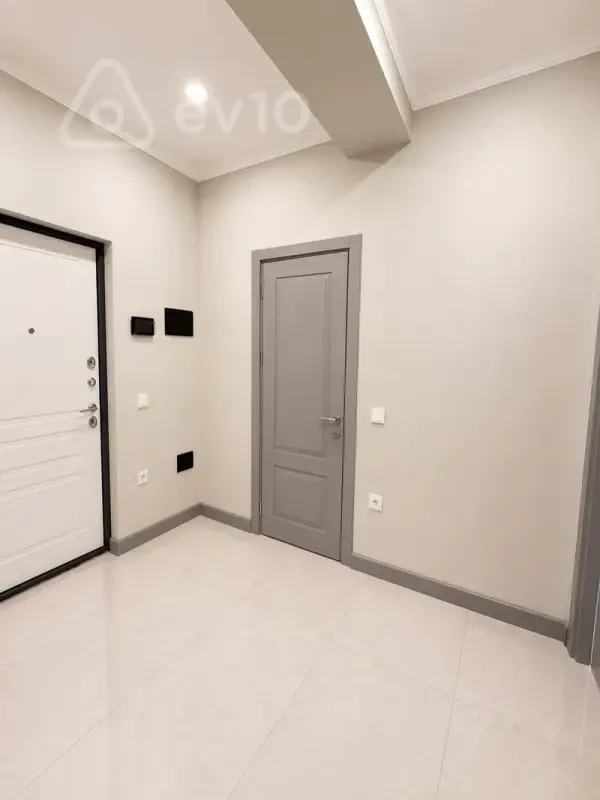 Kirayə verilir 2 otaqlı yeni tikili 70 m²