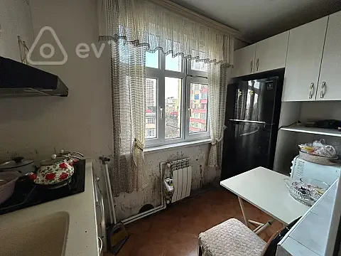 Kirayə verilir 2 otaqlı köhnə tikili 65 m² — Bakı, Yasamal 2 otaq 65.00 m²