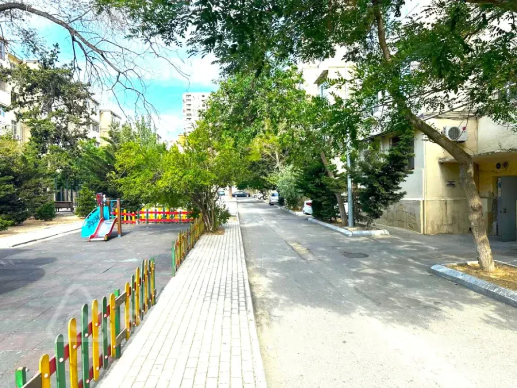 Satılır 3 otaqlı köhnə tikili 70 m²