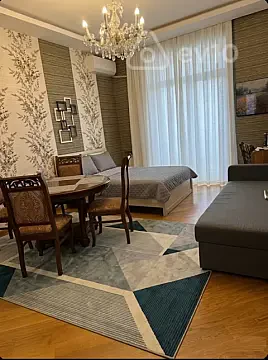 Satılır 3 otaqlı köhnə tikili 90 m² — Bakı, Nərimanov 3 otaq 90.00 m²