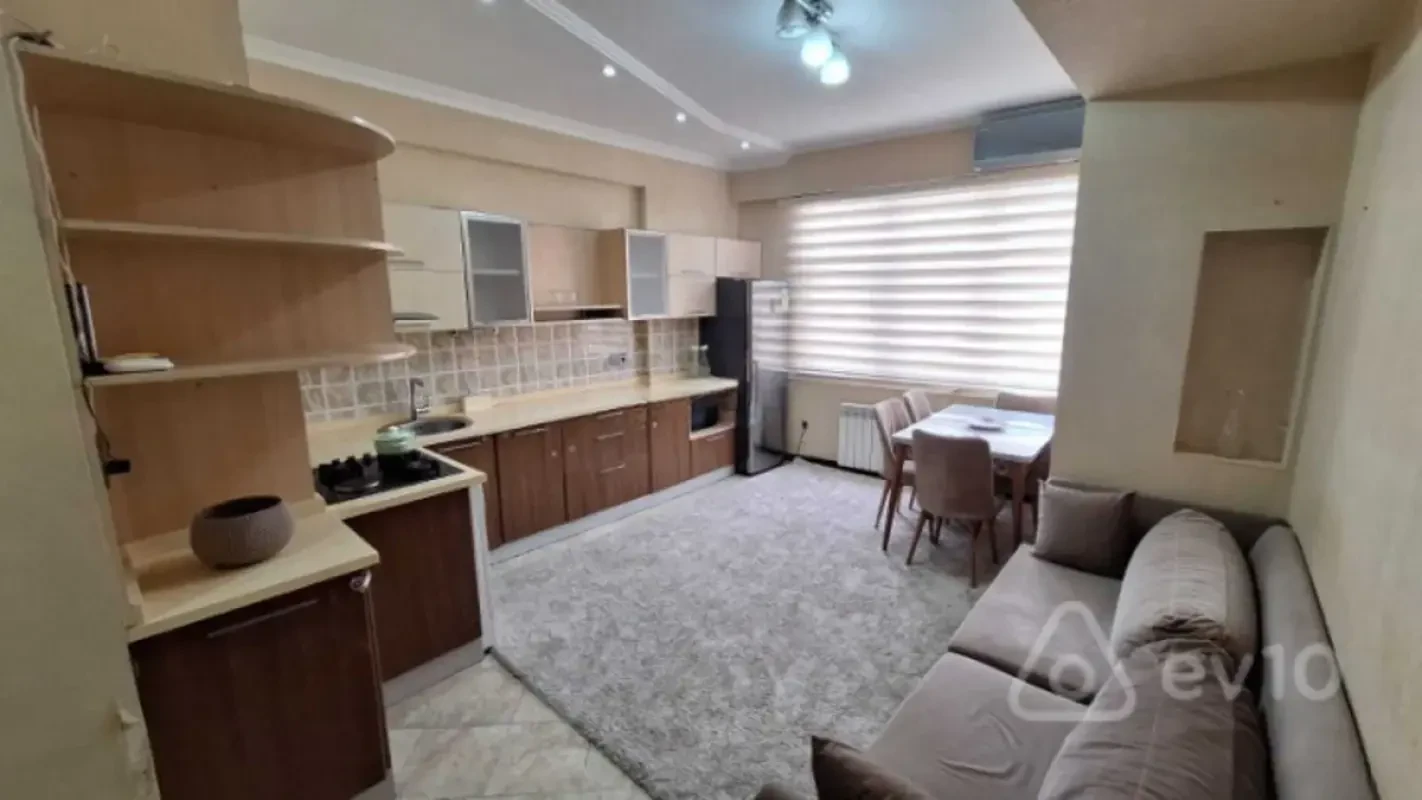 Kirayə verilir 2 otaqlı yeni tikili 55 m²