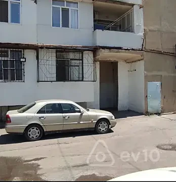 Satılır 2 otaqlı köhnə tikili 65 m² — Bakı, Binəqədi 2 otaq 65.00 m²