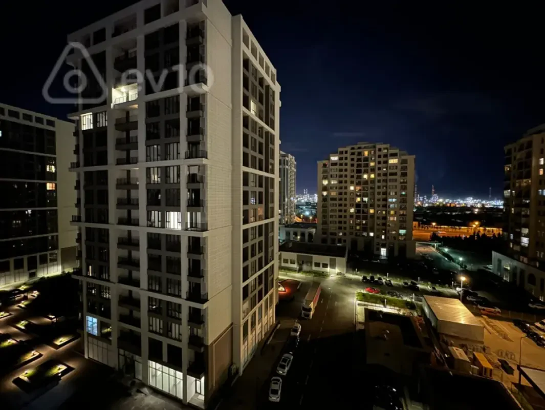 Kirayə verilir 2 otaqlı yeni tikili 74 m²