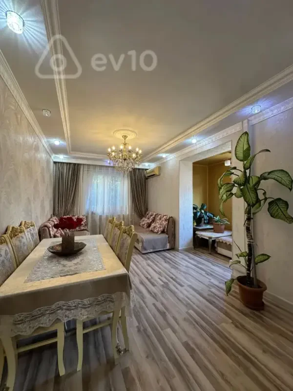 Kirayə verilir 2 otaqlı yeni tikili 50 m²