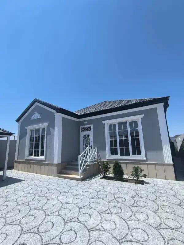 Satılır 4 otaqlı həyət evi 100 m²