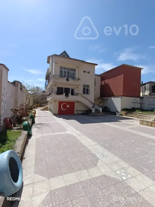 Kirayə verilir mənzil 450 m²