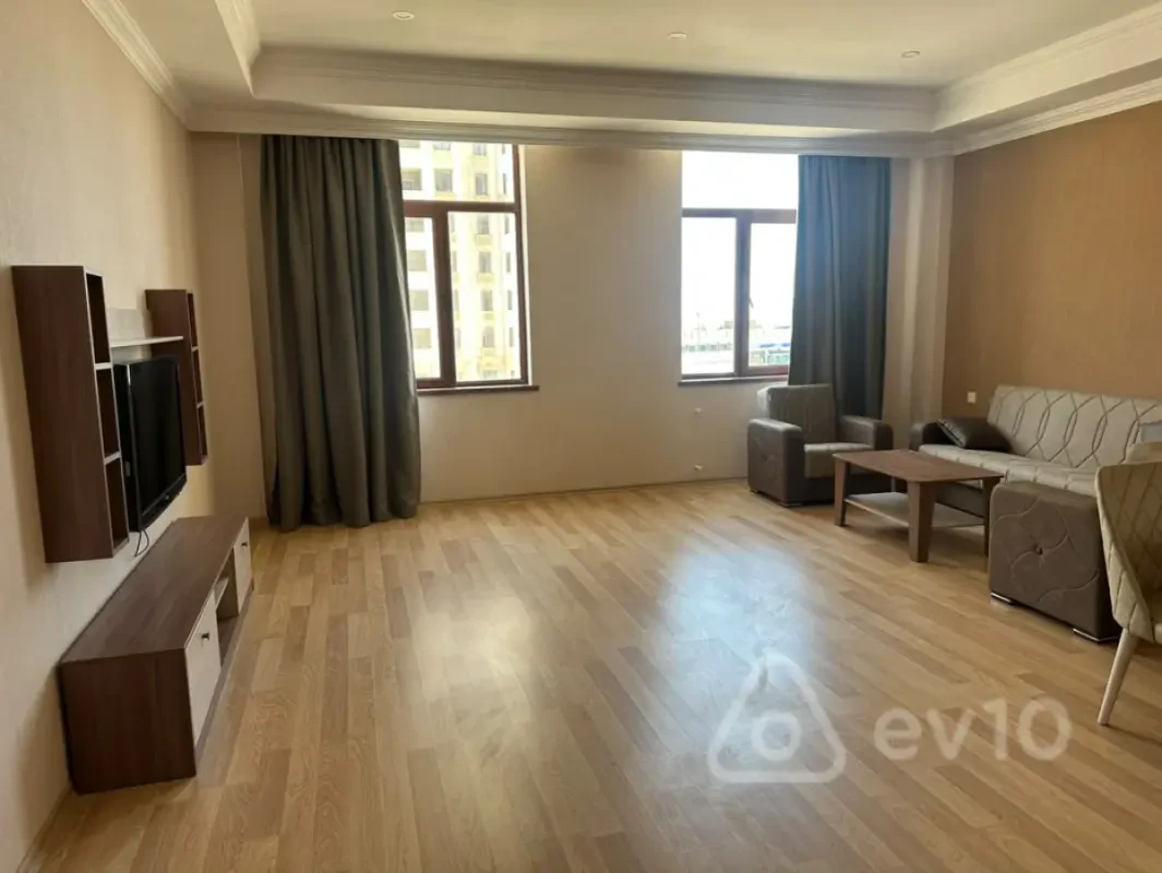 Kirayə verilir 2 otaqlı yeni tikili 123 m²