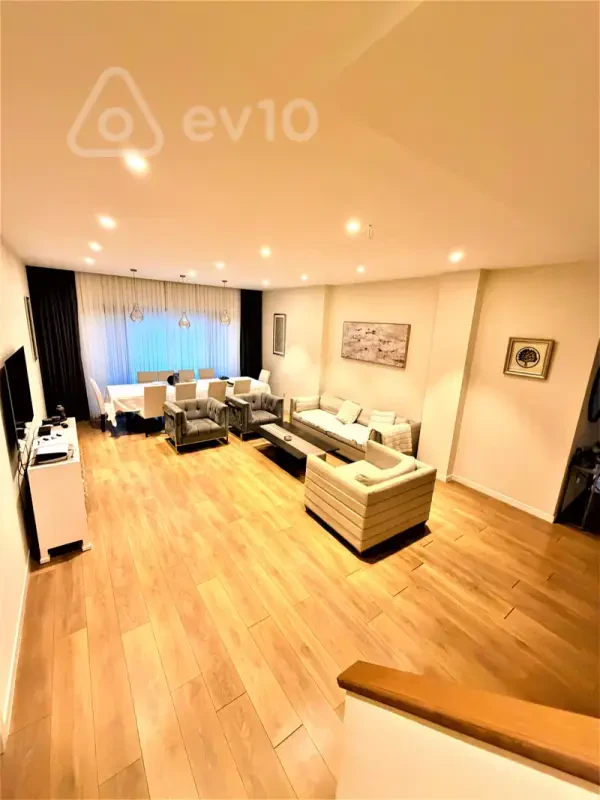 Kirayə verilir 5 otaqlı həyət evi 350 m²