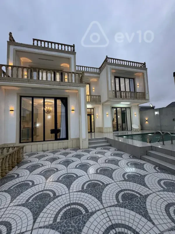 Satılır 5 otaqlı həyət evi 240 m²