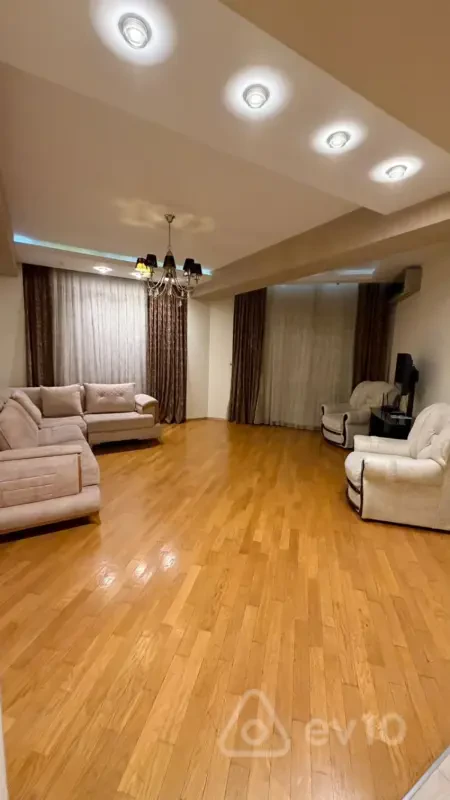 Kirayə verilir 2 otaqlı yeni tikili 95 m²