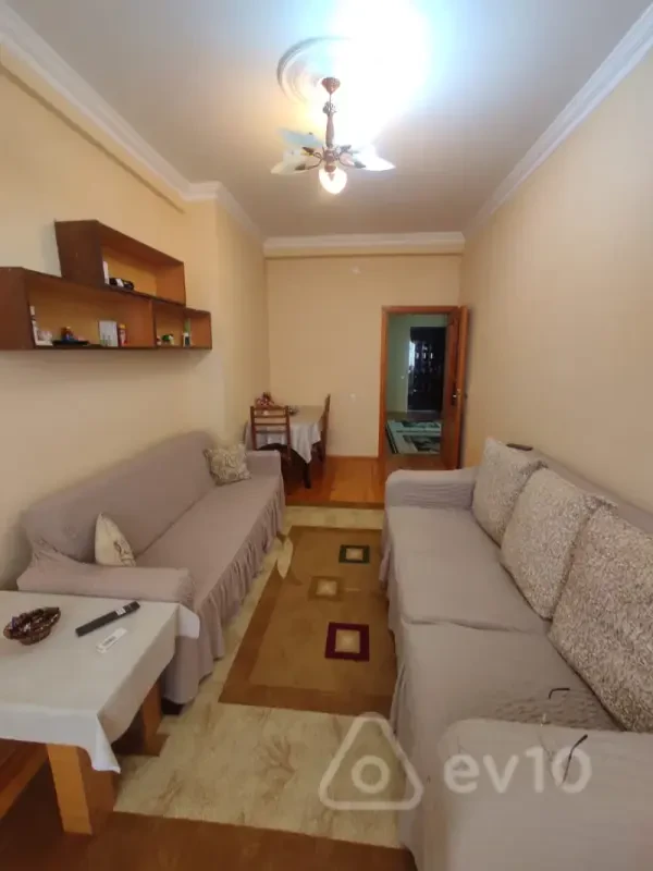 Kirayə verilir 2 otaqlı yeni tikili 80 m²