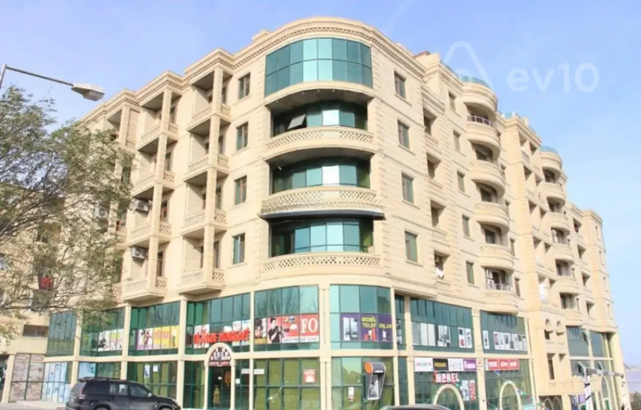 Satılır 2 otaqlı yeni tikili 82 m²