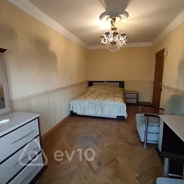 Satılır 1 otaqlı köhnə tikili 35 m² — Bakı, Binəqədi 1 otaq 35.00 m²