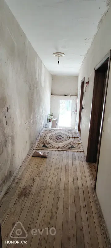 Satılır 3 otaqlı həyət evi 5 m²