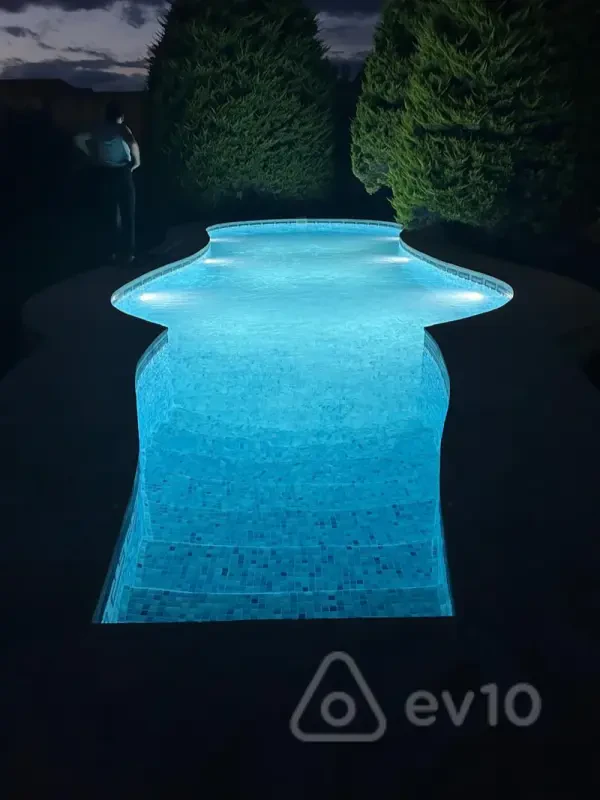 Kirayə verilir 4 otaqlı həyət evi 200 m²