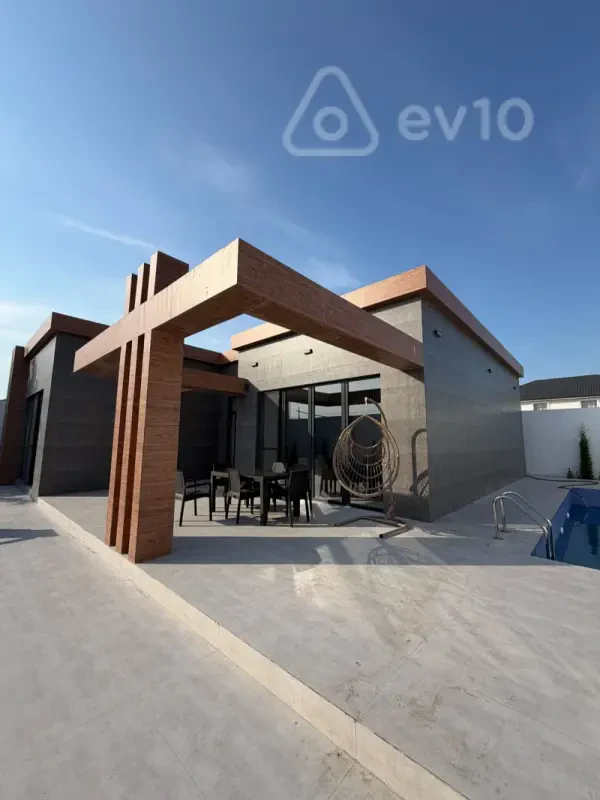 Kirayə verilir 5 otaqlı həyət evi 350 m²