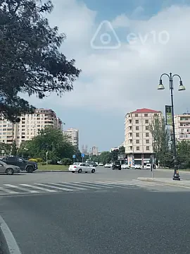 Satılır mənzil 1300 m² — Bakı, Nəsimi 1300.00 m²