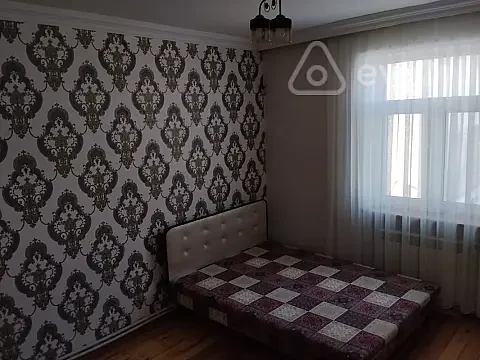 Kirayə verilir 2 otaqlı köhnə tikili 49 m² — Bakı, Qaradağ 2 otaq 49.00 m²