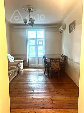 Kirayə verilir 2 otaqlı köhnə tikili 65 m² — Bakı, Nizami 2 otaq 65.00 m²