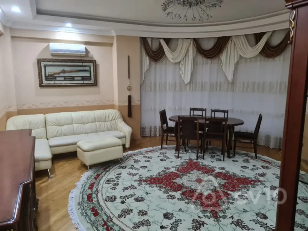 Satılır 3 otaqlı yeni tikili 153 m²