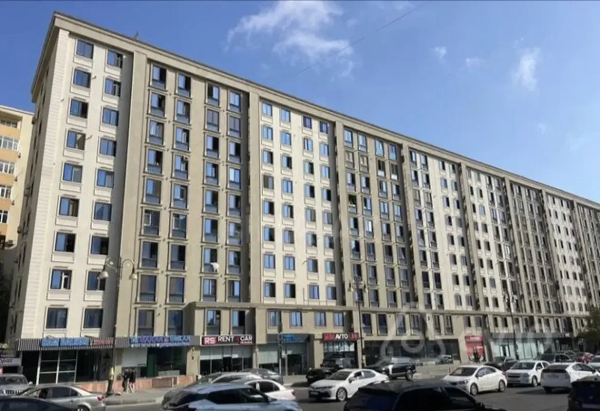 Satılır 3 otaqlı köhnə tikili 90 m²
