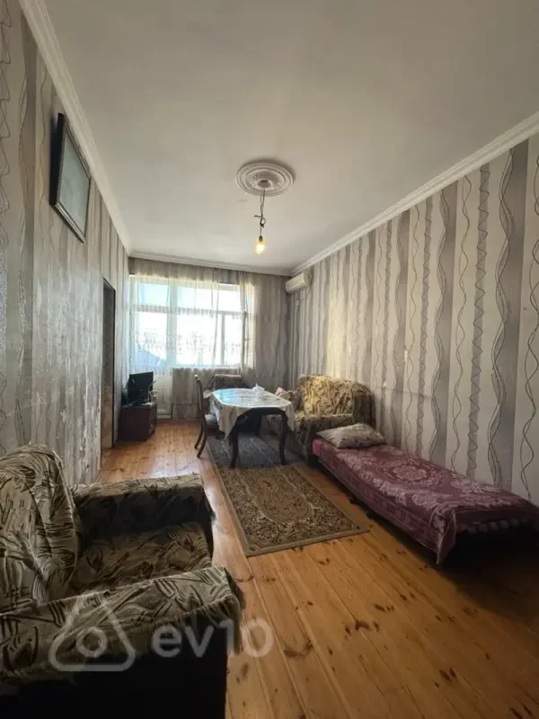 Satılır 2 otaqlı yeni tikili 50 m²