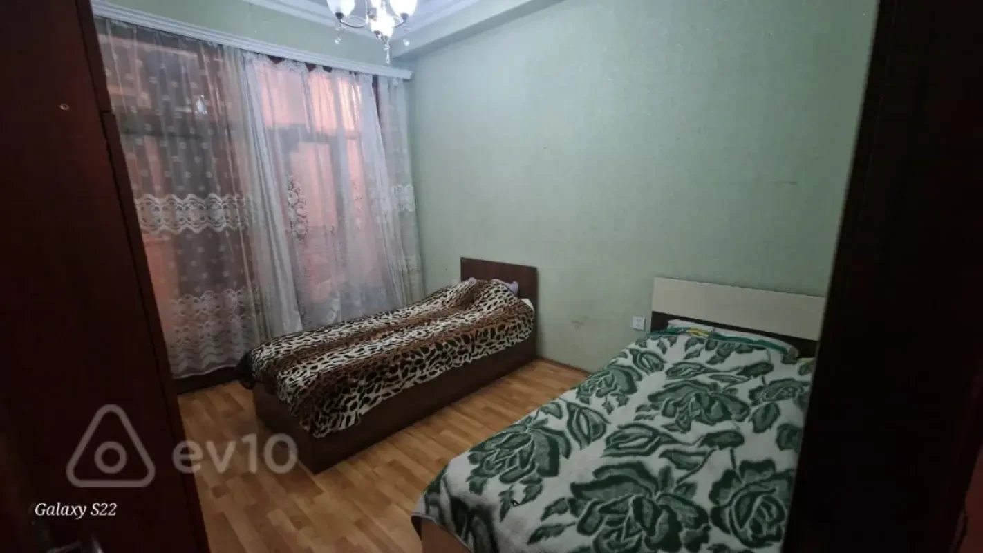 Kirayə verilir 2 otaqlı yeni tikili 60 m²