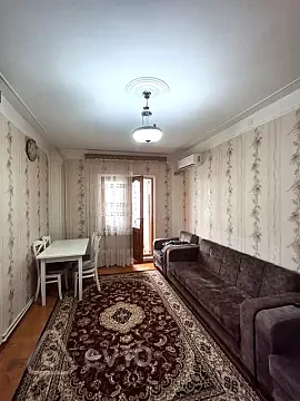 Kirayə verilir 2 otaqlı köhnə tikili 42 m² — Bakı, Nizami 2 otaq 42.00 m²