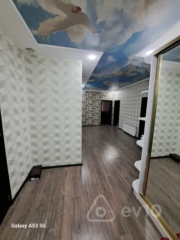 Kirayə verilir 3 otaqlı yeni tikili 120 m²
