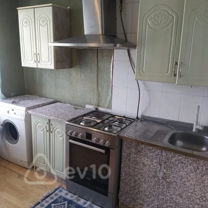 Kirayə verilir 2 otaqlı yeni tikili 42 m²