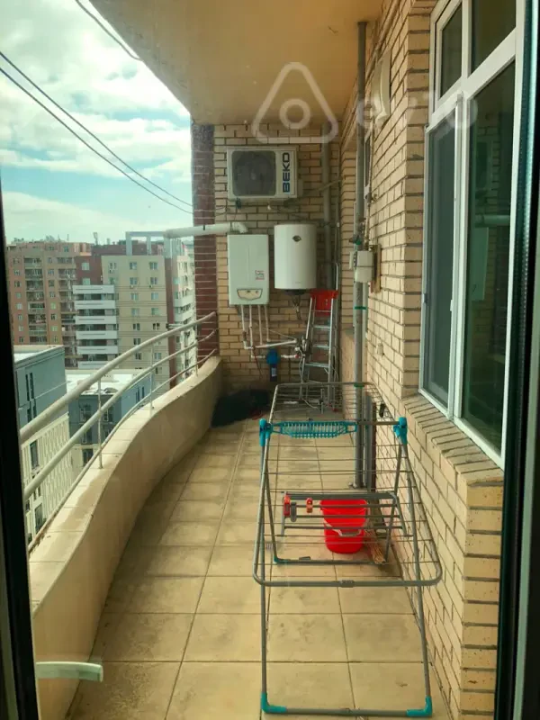Kirayə verilir 3 otaqlı yeni tikili 90 m²