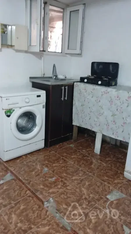 Kirayə verilir 2 otaqlı həyət evi 50 m²