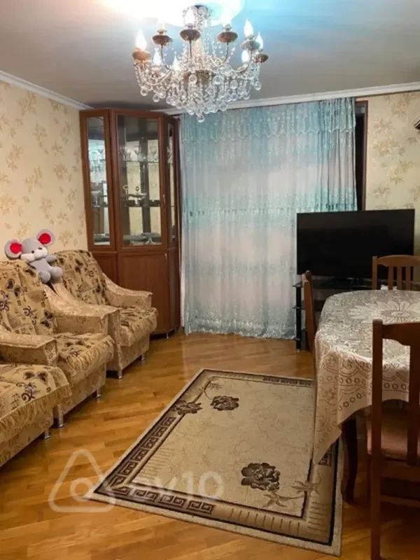 Kirayə verilir 3 otaqlı köhnə tikili 65 m²