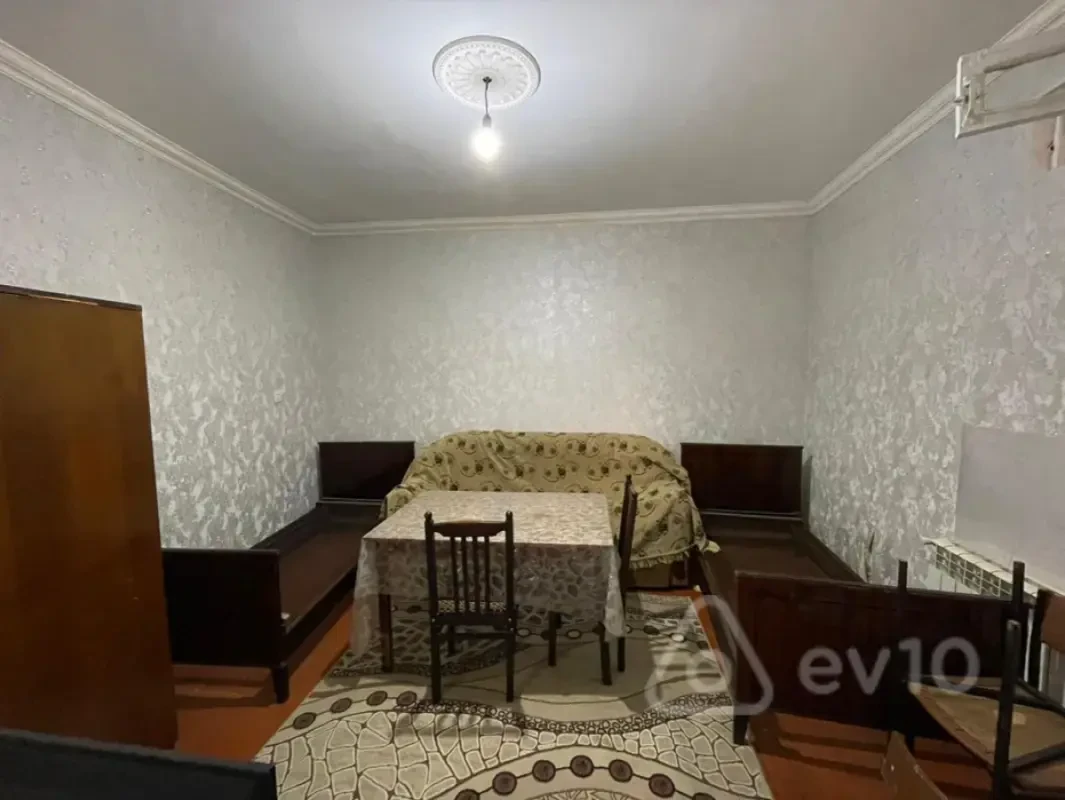 Kirayə verilir 1 otaqlı həyət evi 18 m²