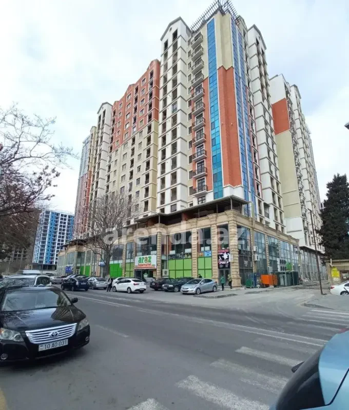 Satılır 2 otaqlı yeni tikili 45 m²