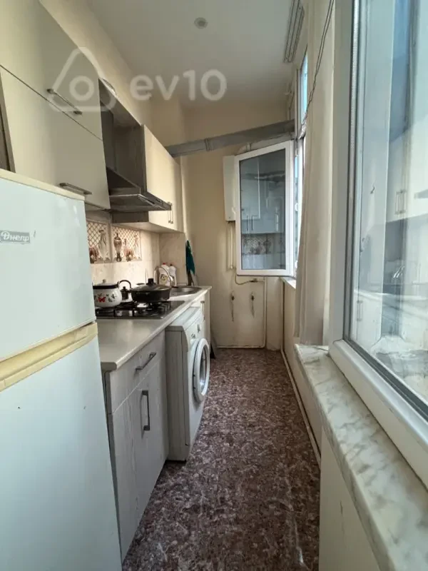 Kirayə verilir 3 otaqlı yeni tikili 90 m²