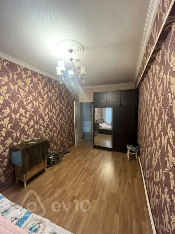 Kirayə verilir 2 otaqlı yeni tikili 44 m²
