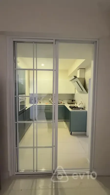 Kirayə verilir 3 otaqlı yeni tikili 124 m²
