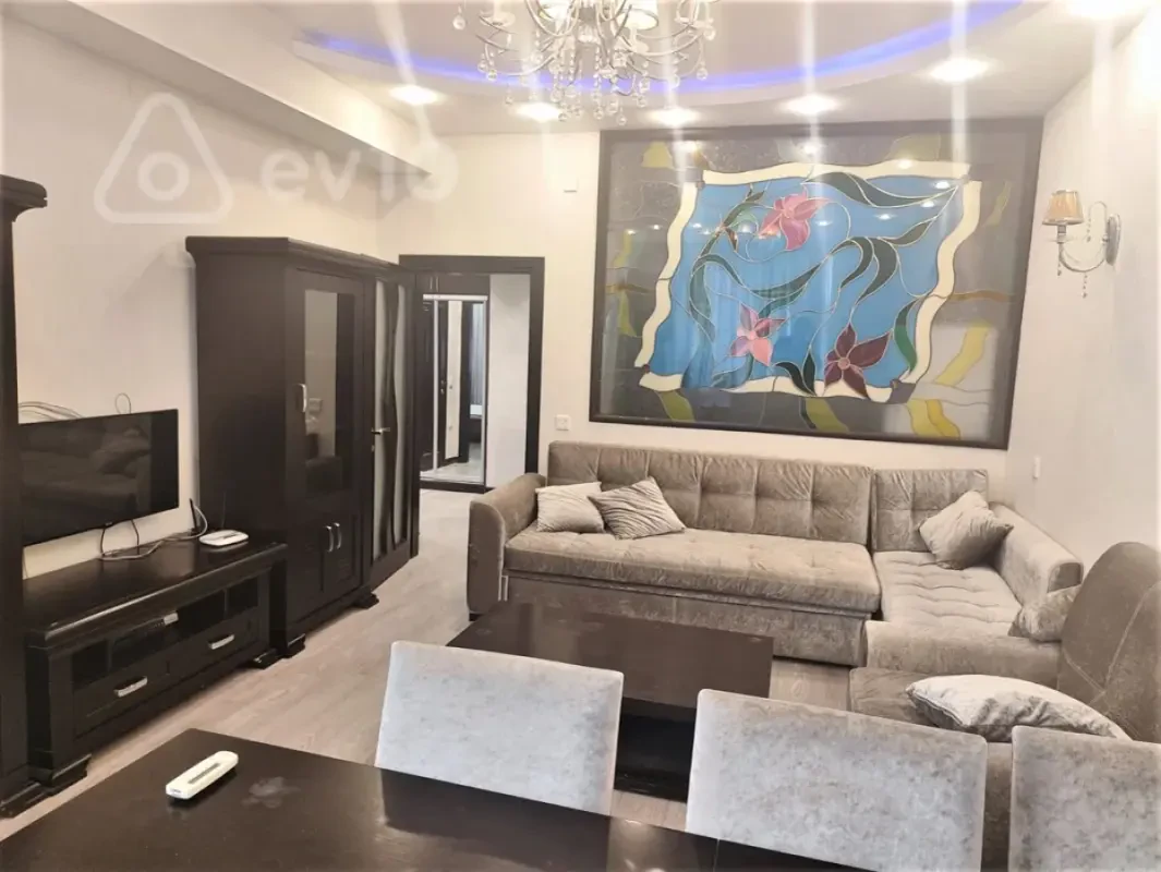 Kirayə verilir 2 otaqlı yeni tikili 60 m²