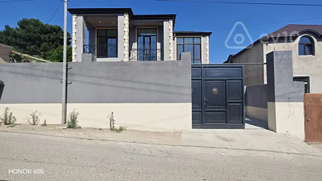 Satılır 7 otaqlı həyət evi 280 m² — Bakı, Abşeron 7 otaq 280.00 m²